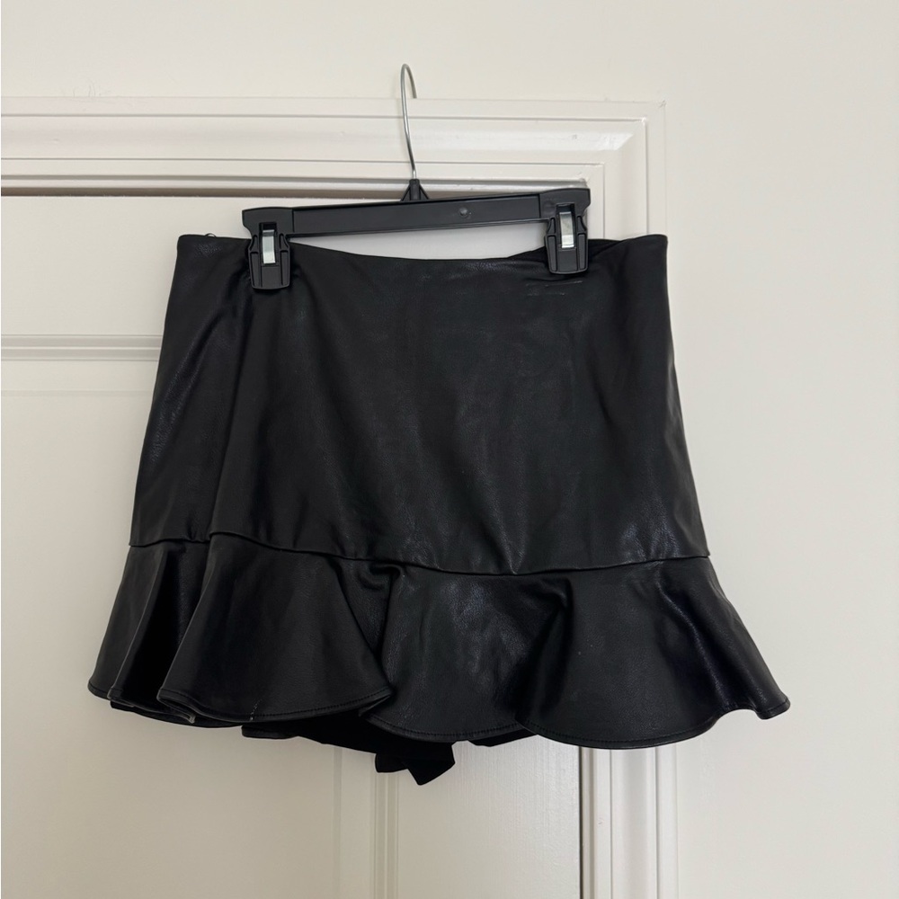 Amanda Uprichard Black Faux Leather Ruffle Skort